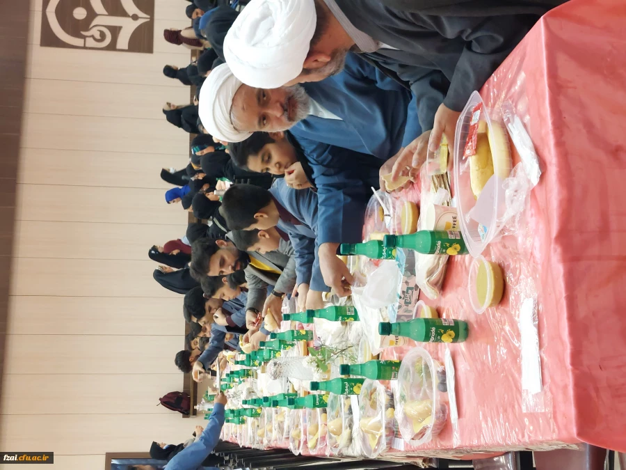 ویژه برنامه قرآنی قرار دلها(محفل انس با قرآن کریم) همراه با ضیافت افطار