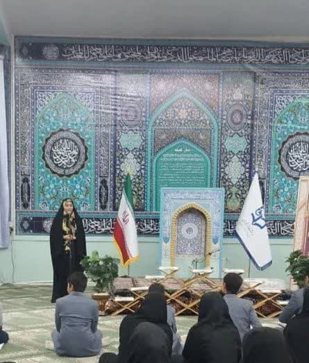 ویژه برنامه قرآنی قرار دلها(محفل انس با قرآن کریم) همراه با ضیافت افطار