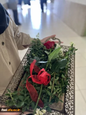 تقدیر از اساتید همزمان با بزرگداشت روز معلم وشهادت استاد مطهری واحد کوی امام (ره)