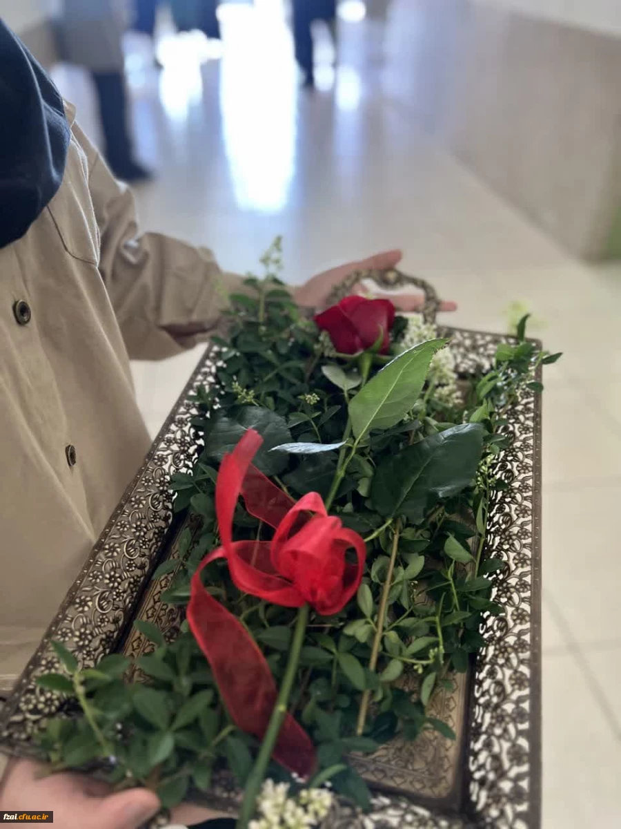 تقدیر از اساتید همزمان با بزرگداشت روز معلم وشهادت استاد مطهری واحد کوی امام (ره)