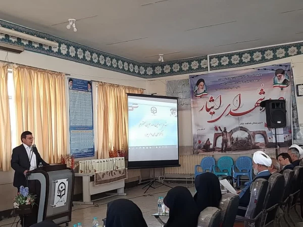 همزمان  با تولد حضرت معصومه (س) وروز دختر مراسم جشنی در پردیس فاطمه زهرا (س) واحد کوی امام برگزار گردید