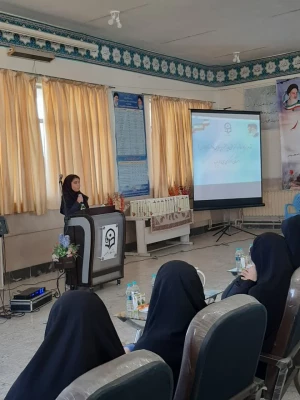 همزمان  با تولد حضرت معصومه (س) وروز دختر مراسم جشنی در پردیس فاطمه زهرا (س) واحد کوی امام برگزار گردید