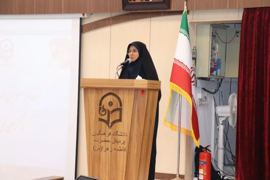 جلسه توجیهی  دانشجویان ورودی ۹۹ با حضور مسئولین اداره کل آموزش و پرورش استان اصفهان  و مسئولین دانشگاه فرهنگیان پردیس فاطمه الزهرا 