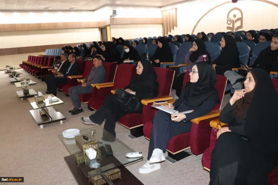 انجمن ورزشی پردیس به مناسبت هفته تربیت بدنی کارگاه کارآفرینی در حوزه ورزش همگانی را در روز سه شنبه 2 آبان ماه برگزار کرد.