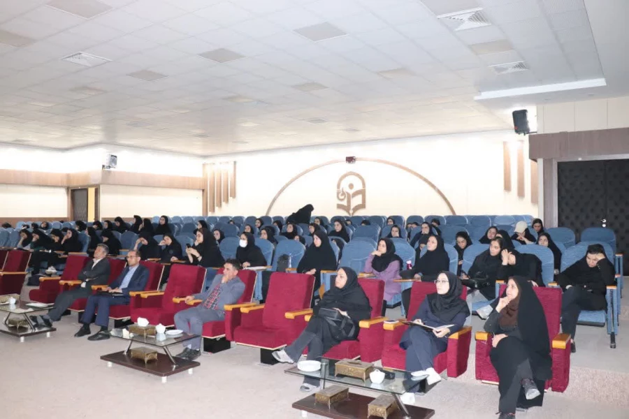 انجمن ورزشی پردیس به مناسبت هفته تربیت بدنی کارگاه کارآفرینی در حوزه ورزش همگانی را در روز سه شنبه 2 آبان ماه برگزار کرد.