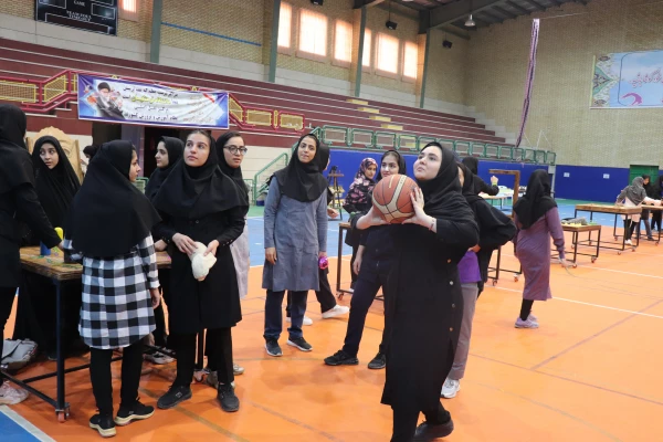 انجمن ورزشی پردیس فاطمه الزهرا

به مناسبت هفته تربیت بدنی مسابقات هیجانی را برگزار کرد