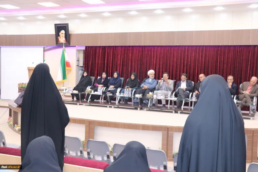 جلسه پرسش و پاسخ با رییس، معاون هماهنگی،مسئول امور دانشجوئی و مالی مدیریت پردیس های استان، نماینده محترم دفتر مقام معظم رهبری،روسا ومعاونین پردیس ،مدیران گروه ،مسئول حراست 