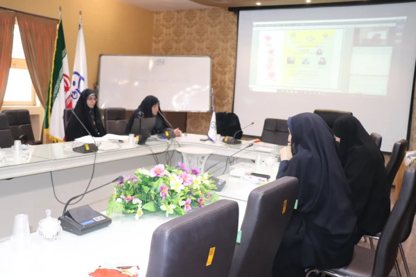 نگاه تدبری به سوره مبارکه شعرا، برای ایجاد انس و تفکر پژوهی در دانشجویان