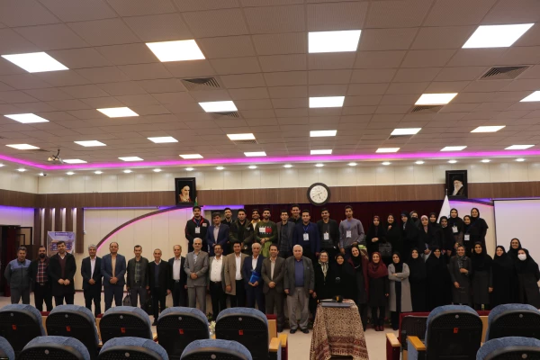 در سالن اجتماعات شهید سلیمانی پردیس فاطمه زهرا(س) برگزار شد
میزگرد تخصصی «بررسی برنامه درسی آموزش ریاضی رشته کارشناسی علوم تربیتی دانشگاه فرهنگیان و چالش ها و راهکارهای آن»