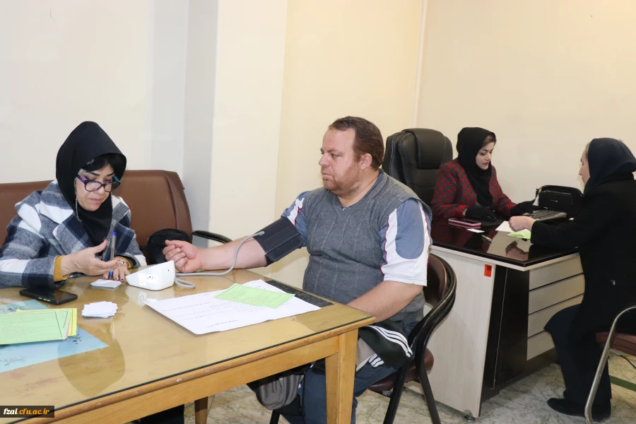 آزمایش رایگان قند خون و فشار خون 