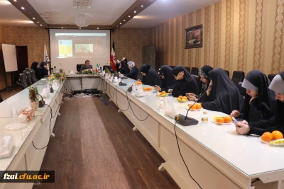 مدیریت امور بین الملل با همکاری دانشگاه فرهنگیان اصفهان برگزار کرد:
سلسله وبینارهای بین المللی باعنوان:
ادبیات مقاومت ٣ (رویکرد فرهنگی شناختی)