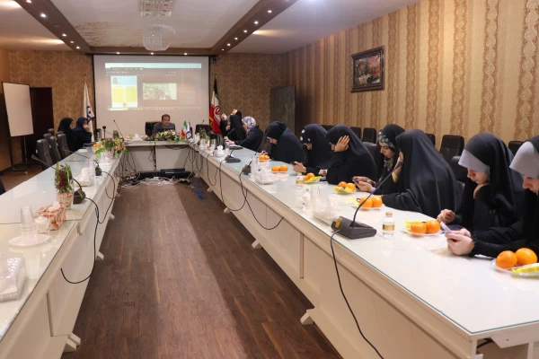 سلسله وبینارهای بین المللی باعنوان:
ادبیات مقاومت ٣ (رویکرد فرهنگی شناختی)