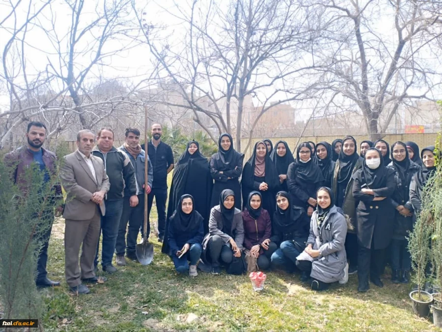 به مناسبت ۱۵ اسفندماه، روز درختکاری و هفته بزرگداشت محیط زیست و منابع طبیعی، مراسم کاشت نهال در پردیس فاطمه زهرا(س) اصفهان برگزار گردید.