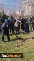 به مناسبت ۱۵ اسفندماه، روز درختکاری و هفته بزرگداشت محیط زیست و منابع طبیعی، مراسم کاشت نهال در پردیس فاطمه زهرا(س) اصفهان برگزار گردید.