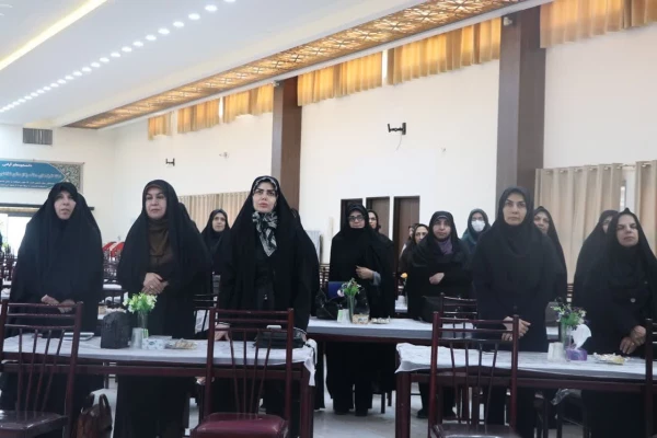 برگزاری ضیافت افطاری و جلسه هم اندیشی باحضور مسوولین و اساتید و ارائه گزارش مراکز و پردیس ها