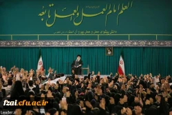 رهبر انقلاب:دانشجو را عنصری جوان، پرتوان، پرانگیزه، اهل «علم و فکر و اندیشه» و آینده دار توصیف کردند