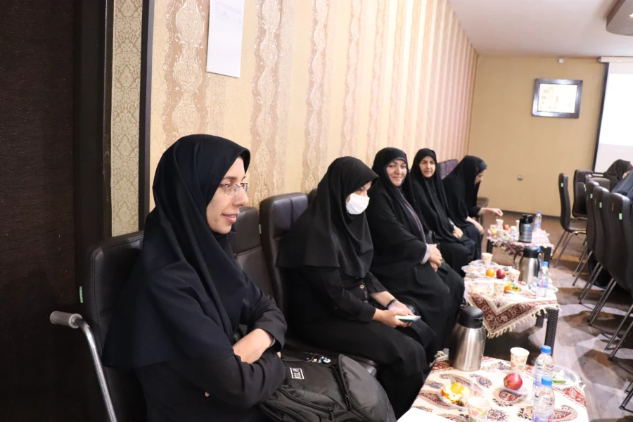 مراسم گرامیداشت سالروز شهادت استاد مطهری و  بزرگداشت  مقام معلم با حضور اساتید پردیس حضرت فاطمه زهرا (س) اصفهان 