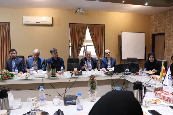 مراسم گرامیداشت سالروز شهادت استاد مطهری و  بزرگداشت  مقام معلم با حضور اساتید پردیس حضرت فاطمه زهرا (س) اصفهان 