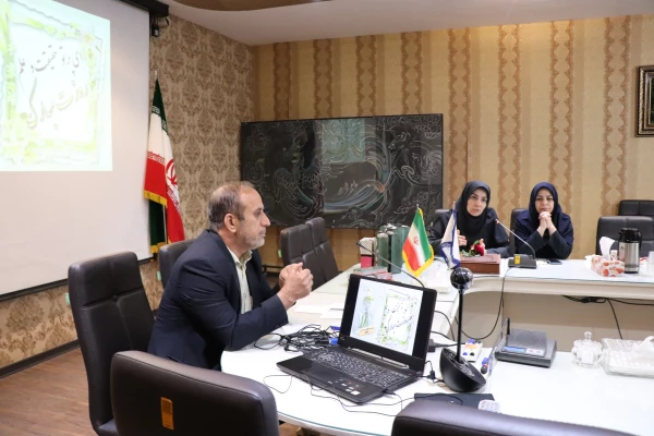 جلسه ی شورای اداری پردیس  فاطمه زهرا(س) با حضور دکتر کاشفی معاون محترم هماهنگی دانشگاه فرهنگیان استان اصفهان 