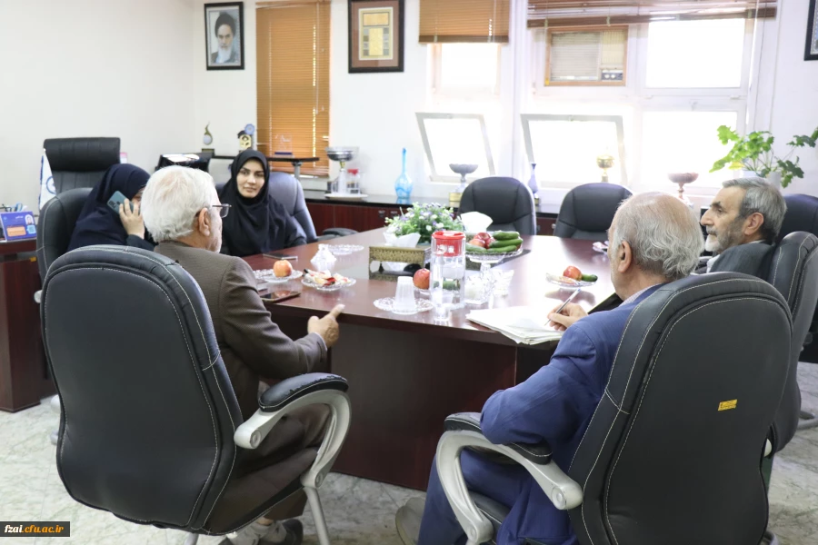 دیدارریاست پردیس با پیشکسوتان تعلیم و تربیت