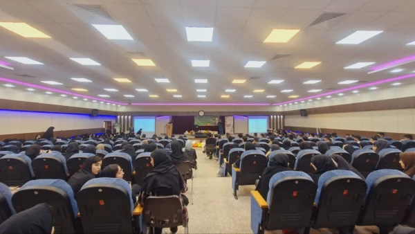 به مناسبت هفته بزرگداشت مقام معلم، روان شناس و مشاور برگزار شد