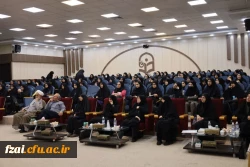 جلسه ای با حضور استاد اصغر طاهرزاده