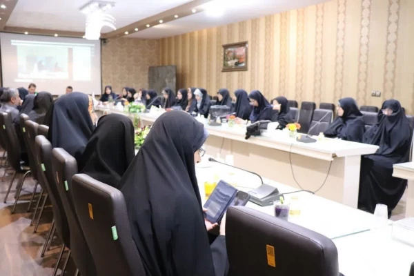 تشکیل جلسه مسیولین مدیریت استان با اعضای هیات علمی  2