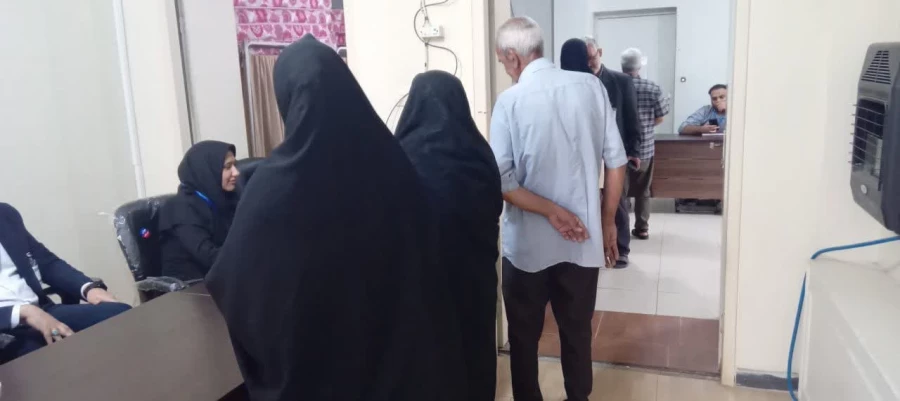 حضور پرشور اساتید، کارکنان، دانشجو معلمان و آحاد مردم در اانتخابات چهاردهمین دوره ریاست جمهوری
پردیس فاطمه زهرا (س) اصفهان
