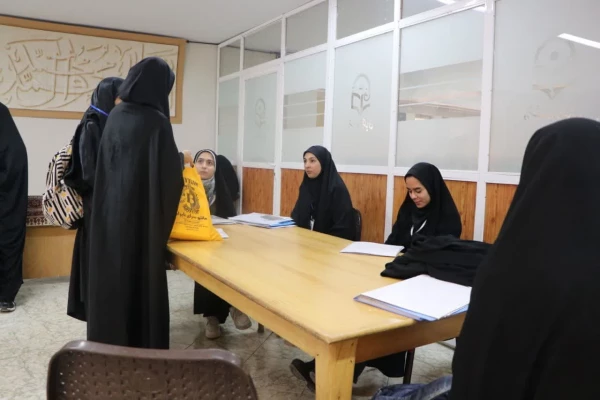 تداوم فرآیند مصاحبه 
گزارش تصویری
فرآیند مصاحبه داوطلبان دختر سه برابر ظرفیت دانشگاه فرهنگیان استان اصفهان 
پردیس فاطمه الزهرا(س)