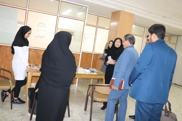 بازدید علی اکبر کجباف رئیس دانشگاه فرهنگیان استان به همراه مسوولین نظارت و ارزیابی استان اصفهان و مسوولین دانشگاه فرهنگیان پردیس فاطمه زهرا (س) از فرآیند مصاحبه 