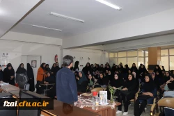 انجمن پژوهش با همکاری کانون شعر و ادب 
بزرگداشت حافظ را برگزار کرد