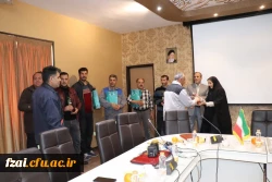 گرامیداشت سالروز ولادت با سعادت حضرت علی (ع) و اهدا لوح تبریک به کارکنان