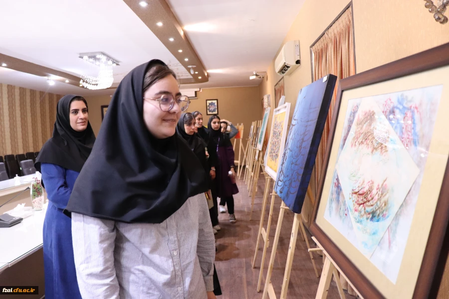 نمایش آثار اساتید هنر دانشگاه فرهنگیان