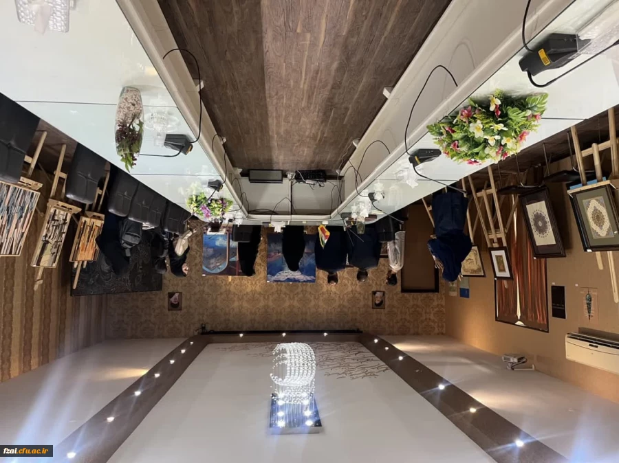 بازدید سرپرست دانشگاه فرهنگیان استان اصفهان ازنمایشگاه کتاب و آثار اساتید هنر دانشگاه فرهنگیان 