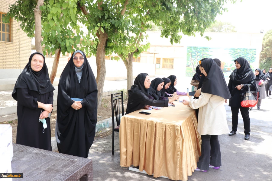 برگزاری انتخابات شورای صنفی پردیس فاطمه زهرا س به روایت تصویر