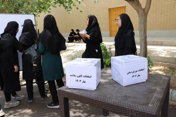 برگزاری انتخابات شورای صنفی پردیس فاطمه زهرا س به روایت تصویر