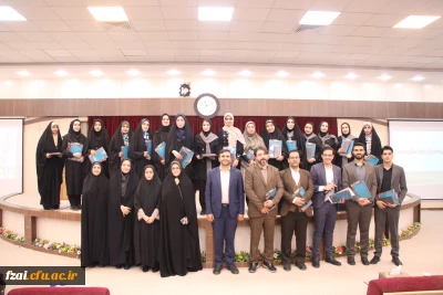 قطار مجریان جوان به ایستگاه اول رسید.

اختتامیه اولین دوره گروه مجریان جوان استان اصفهان