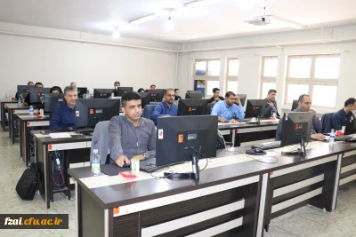 برگزاری آزمون متقاضیان اعزام به خارج معلمان آموزش و پرورش  در دانشگاه فرهنگیان فاطمه زهرا(س) اصفهان 