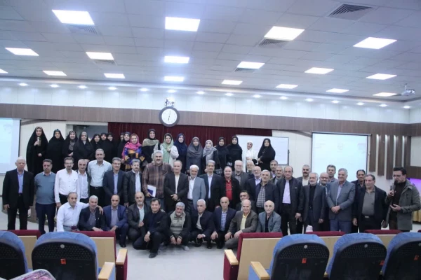 مراسم انتخابات کانون بازنشستگان دانشگاه فرهنگیان اصفهان همراه با تقدیر از جمعی از بازنشستگان دانشگاه