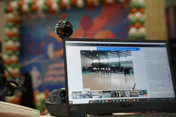 افتتاحیه چهارمین لیگ ورزشی درون دانشگاهی دانشگاه فرهنگیان اصفهان به طور همزمان در سراسر کشور برگزار شد. 