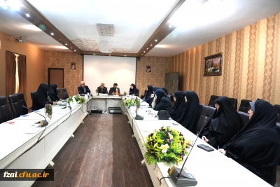 بررسی مشکلات و پرسش و پاسخ با سرپرستان خوابگاه 