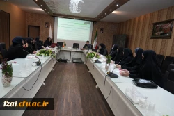   جلسه ی با کلیه سرپرستان خوابگاه و مشاورین پردیس فاطمه زهرا س اصفهان