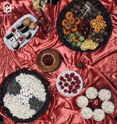 از یلدا، می آموزیم که امید به آینده داشته باشیم و در برابر سختی ها تسلیم نشویم
یلدا در پردیس فاطمه زهرا س اصفهان 4