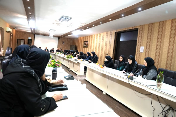 جلسه توجیهی و بدرقه کاروان ورزشی دانشجویان دختر  اعزامی به مسابقات بیست و پنجمین المپیاد فرهنگی ورزشی دانشجو معلمان سراسر کشور