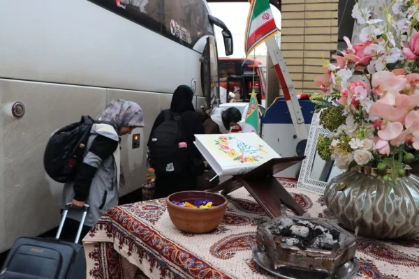 گزارش تصویری کاروان زیارتی دانشجومعلمان دختر دانشگاه فرهنگیان اصفهان