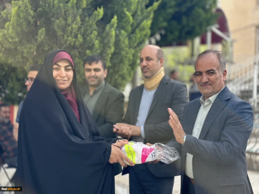 کسب مقام های ورزشی در رشته ی دارت،پینگ پنگ  و گل کوچک توسط همکاران دانشکده علوم تربیتی فاطمه زهرا(س)