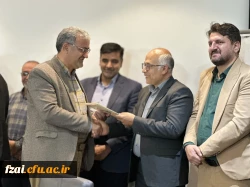 روابط عمومی،چشم بیدار جامعه است.هر روایتگر یک واقعه، به نوعی  